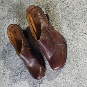 Earth Spirit Classics Emma Leather Heeled Clogs / Mules Sz 6